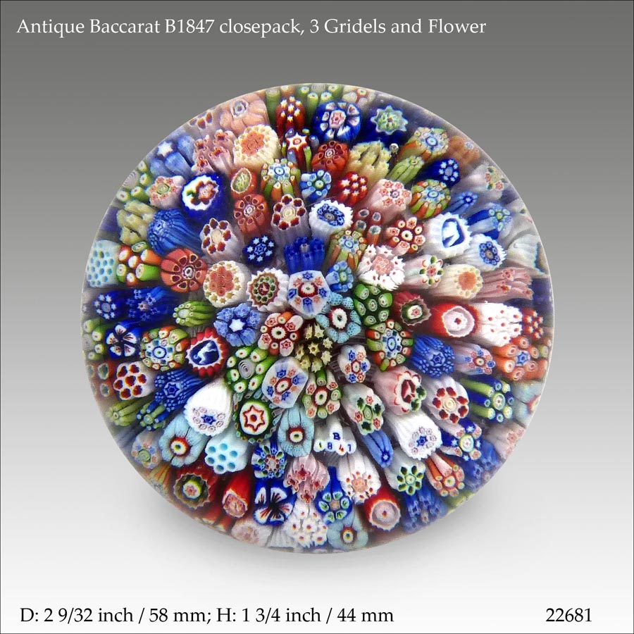Baccarat B1847 paperweight (ref. 22681)