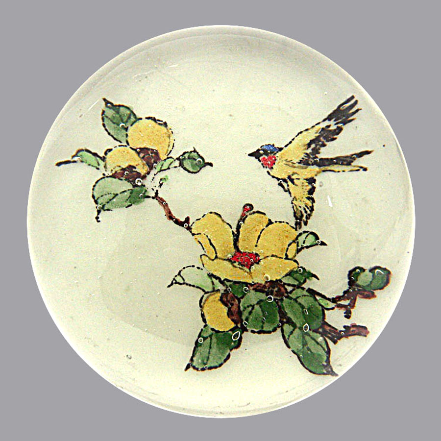 Chinese White paperweight (ref. CW 16 Swallow)