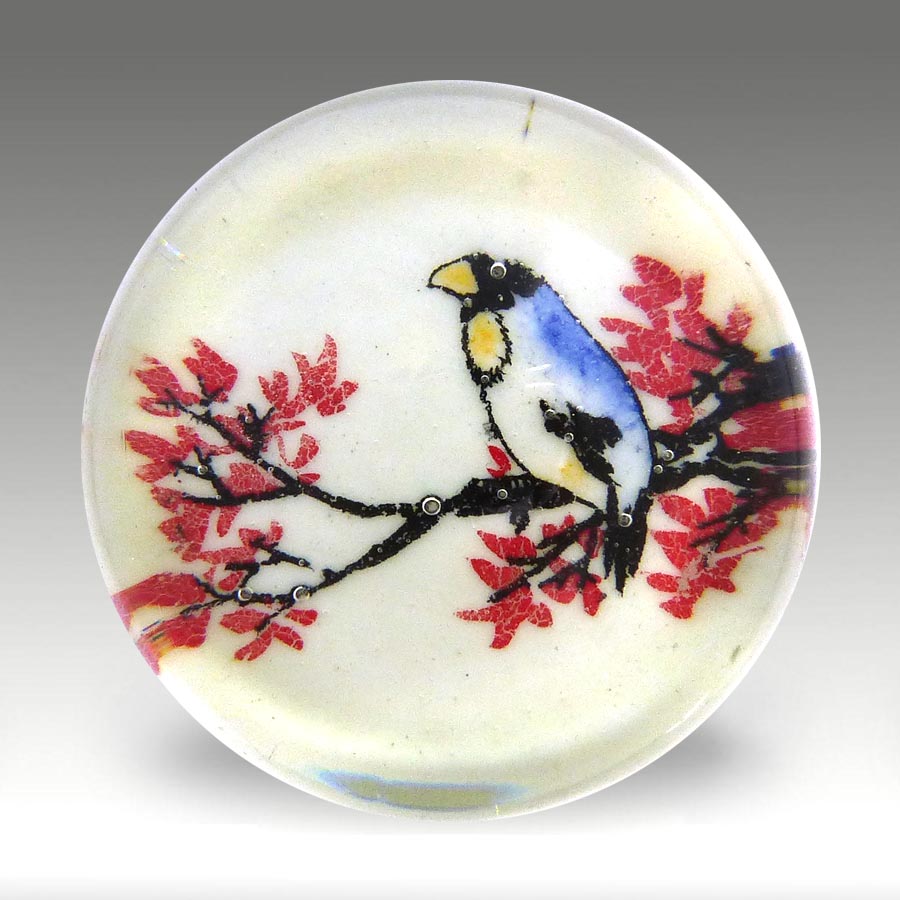 Chinese White paperweight (ref. CW Finch)