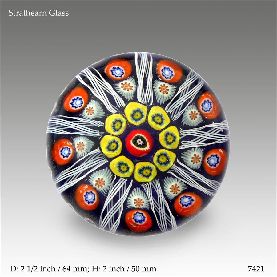 Strathearn Glass paperweight (ref.7421)