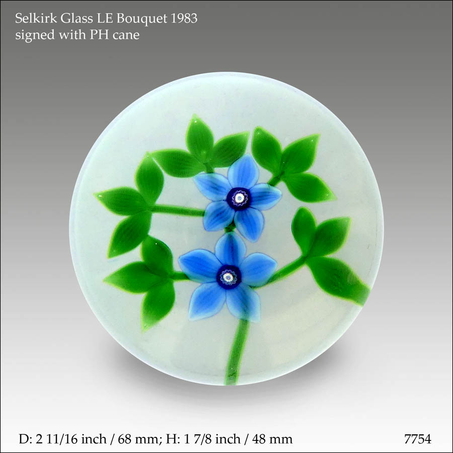 Selkirk Glass bouquet paperweight (ref. 7754)